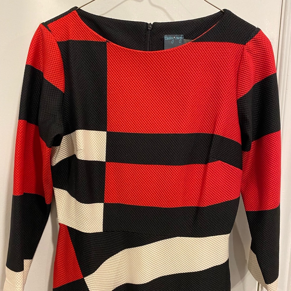 Beautiful dress from Hudson Bay ( Gabby Skype)